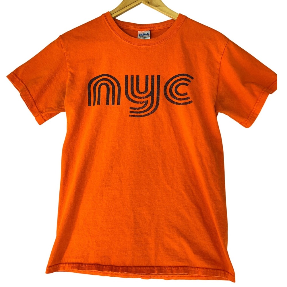 Vintage Y2K NYC Graphic T Shirt Orange Gildan Ultra Cotton Retro New York Tees S